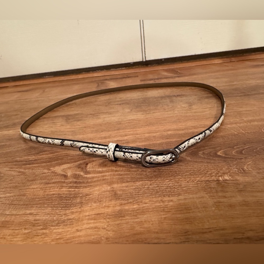Snake print thin belt​​​